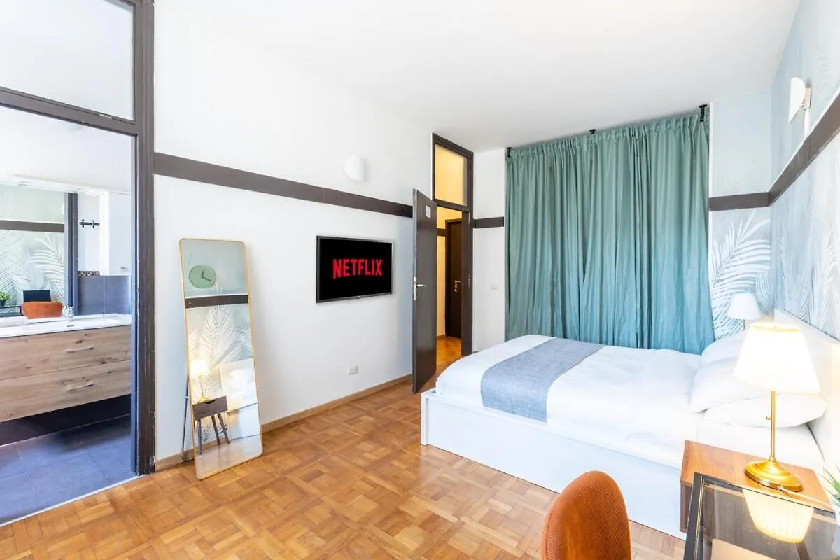 Duomo 5Min - Torre Velasca - 2 Bedrooms - Netflix, Wi-Fi Milão Apartamento
