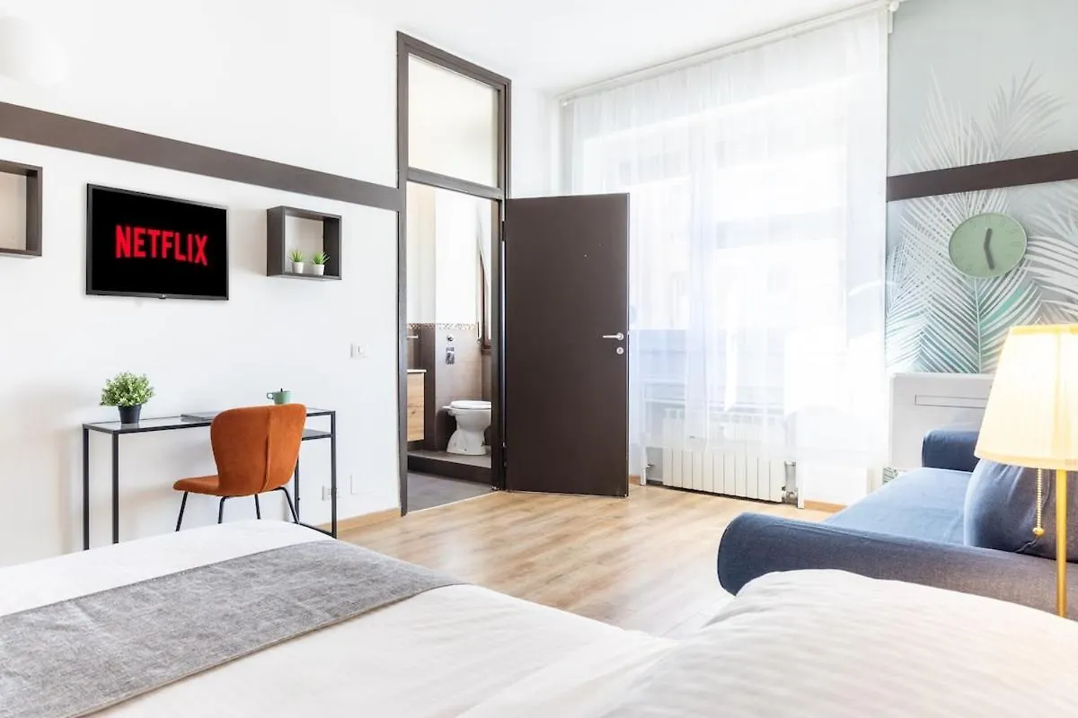 Duomo 5Min - Torre Velasca - 2 Bedrooms - Netflix, Wi-Fi Milão