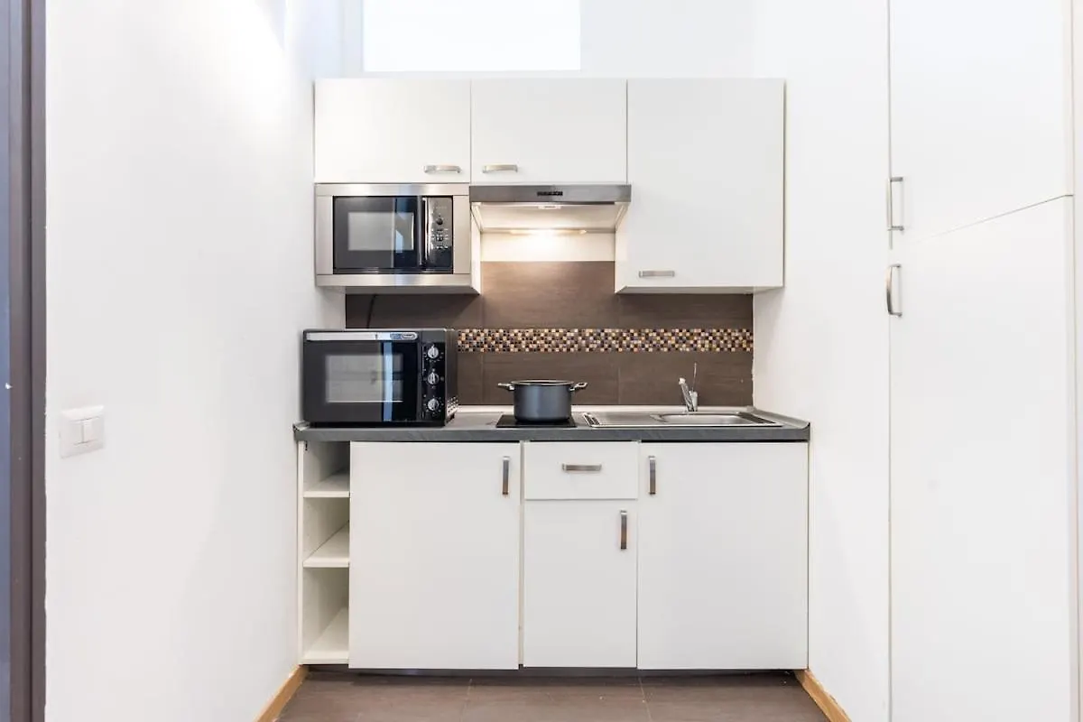 شقة Duomo 5Min - Torre Velasca - 2 Bedrooms - Netflix, Wi-Fi ميلان إيطاليا